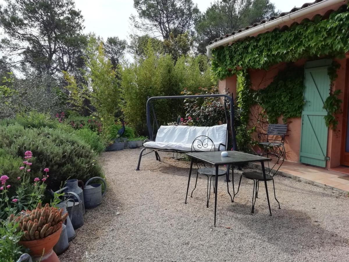 Chambre D'Hote Le Mas Des Romarins Les Arcs-sur-Argens Exterior foto
